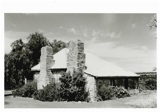 Rear and right side elevations - oblique view