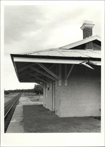 Detail of the stations canopy construction