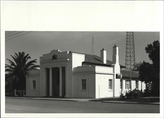 Right corner elevation of building