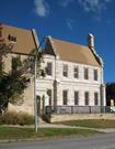 Side elevation