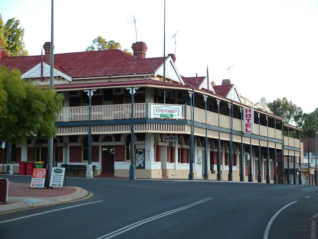 View of NW corner and along the Hampton Street facade