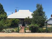 017 25 Throssell Street