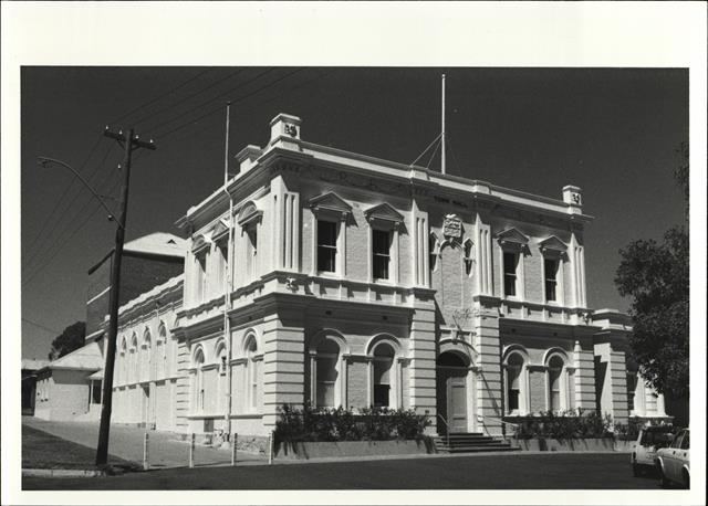 Angled front elevation of town hall from Wellington Street