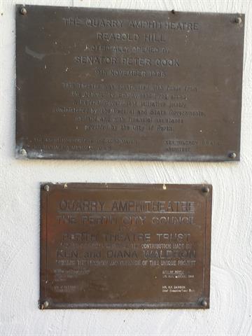 Quarry Amphitheatre plaque