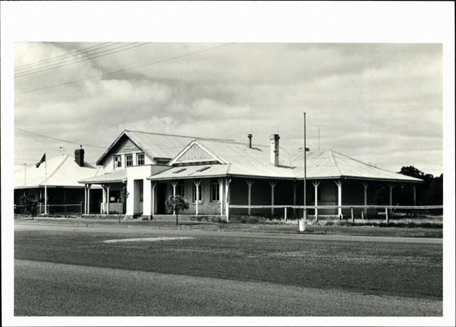 Right corner elevation of building
