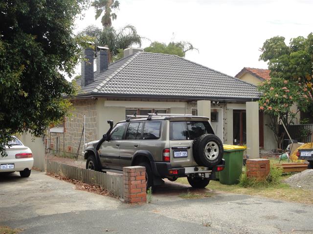 73 Toorak Road