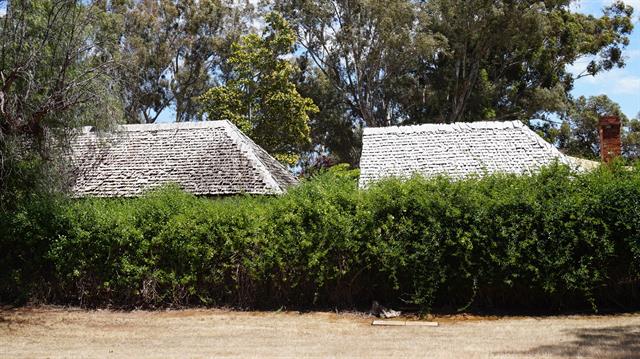 Turner Cottage, view from South Western Highway