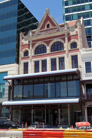 Baird's Building viewed from Wellington Street (roadworks and construction occur