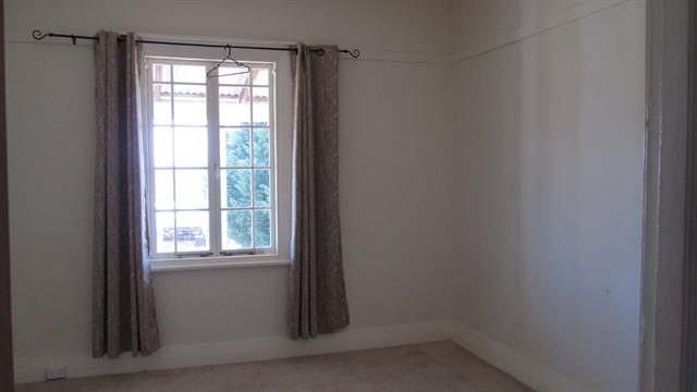 Interior downstairs bedroom 2
