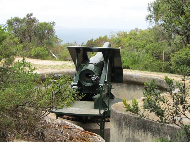 Fortified gun emplacement