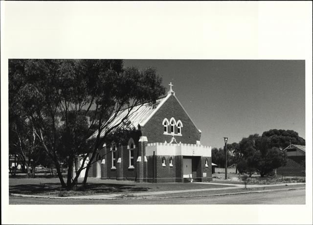 Front corner elevation