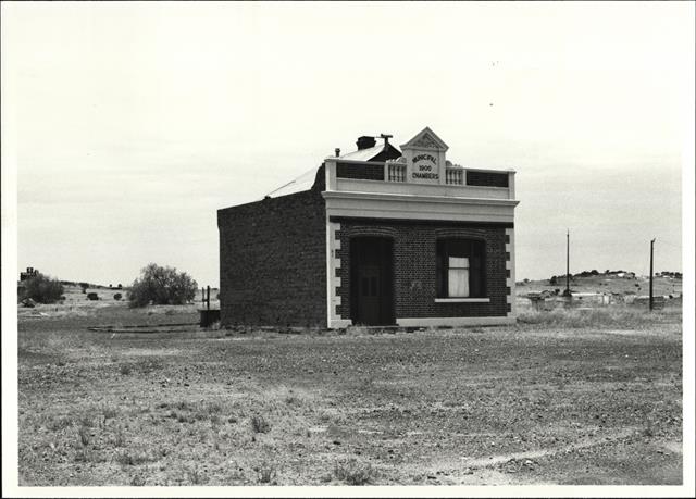 Left corner elevation of building
