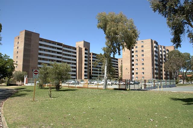 Brownlie Towers 2005 prior to renovations