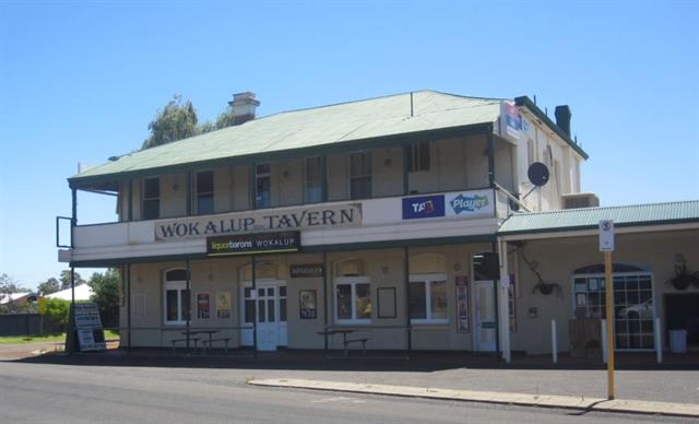 Wokalup Hotel