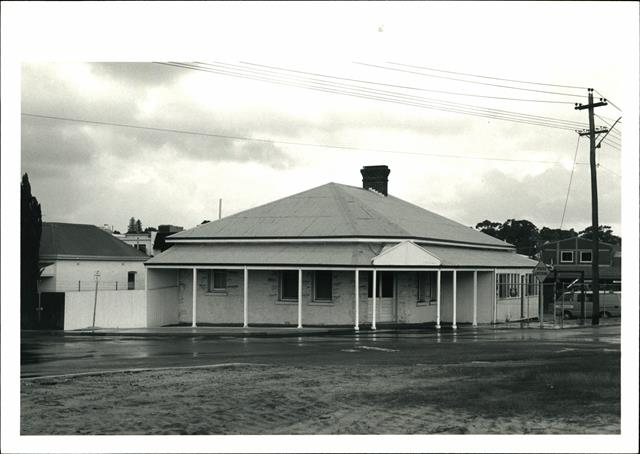 Front corner elevation