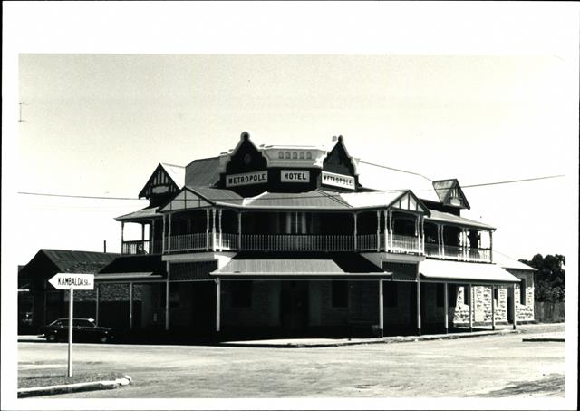 Front elevation, Metropole Hotel Boulder