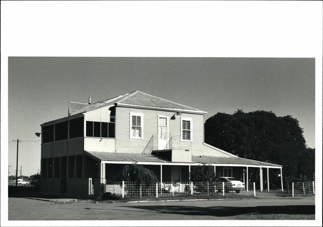 Western side elevation