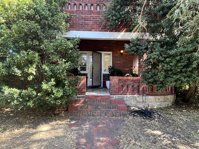 Entry verandah to Unit 2