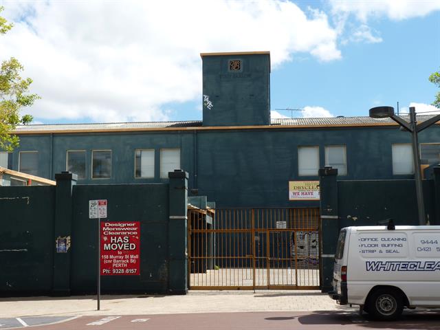 Warehouse at rear from Lake Street