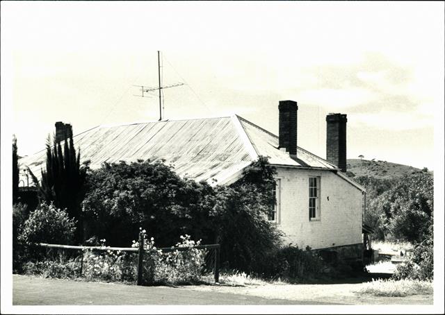 Right corner elevation of building