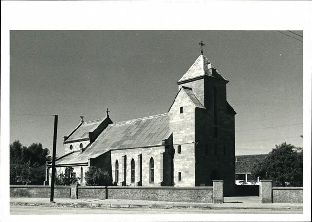 Front corner elevation