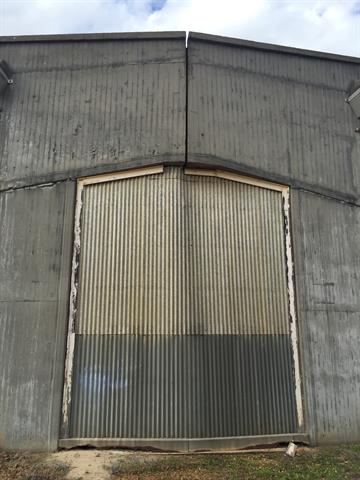 Roundhouse Doors