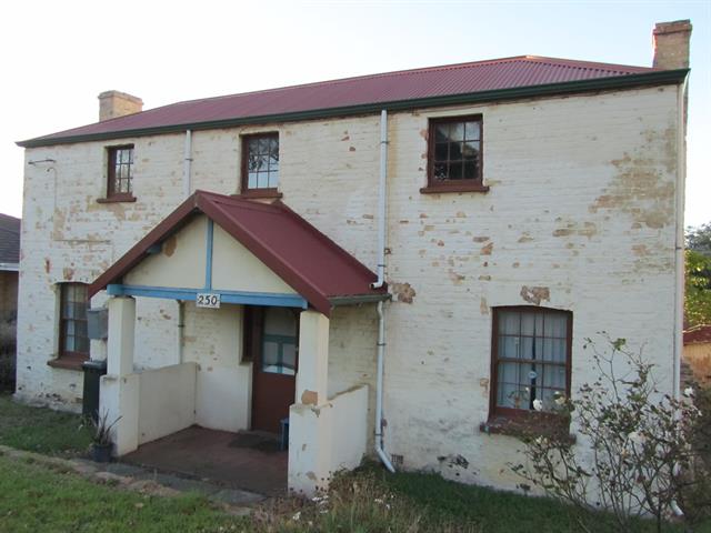 South east front elevation