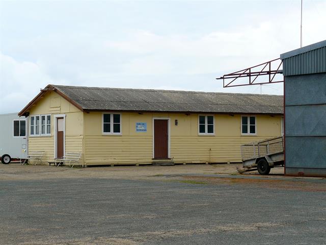 Tarmac hut