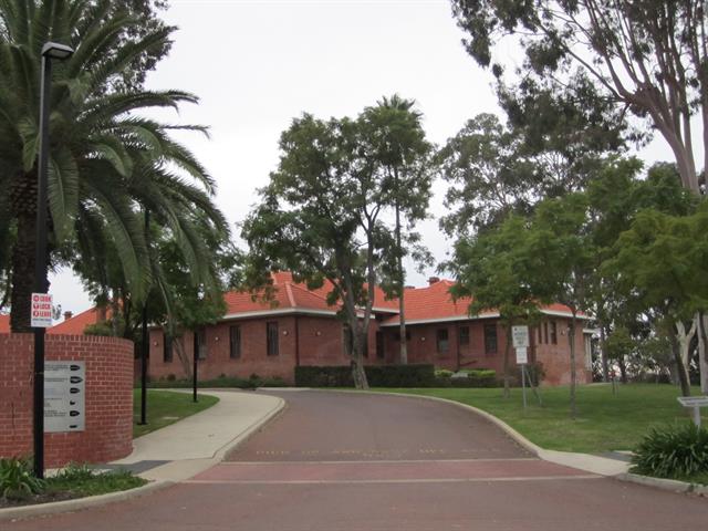 Enterance Driveway