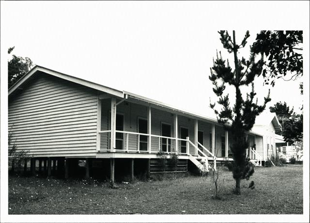 Left corner elevation of nurses quarters