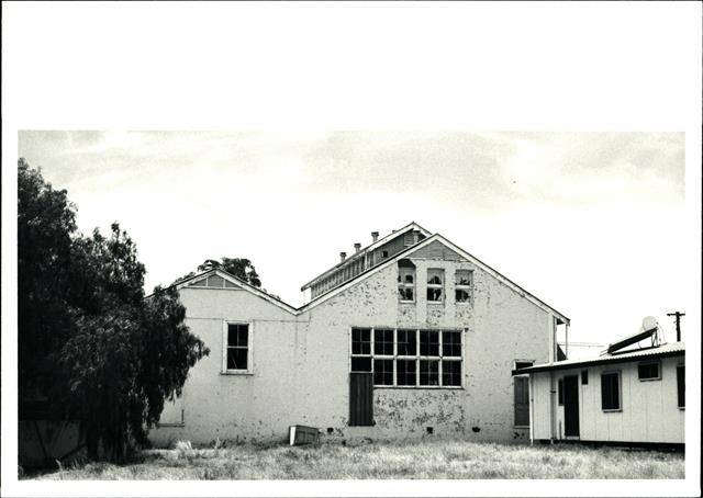 Side elevation