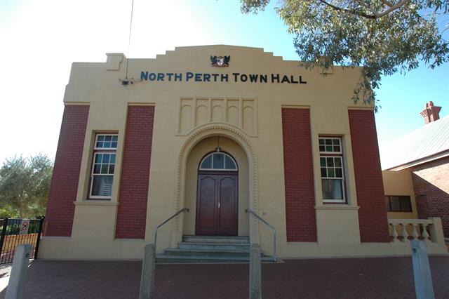 1902 Lesser Hall Front Facade