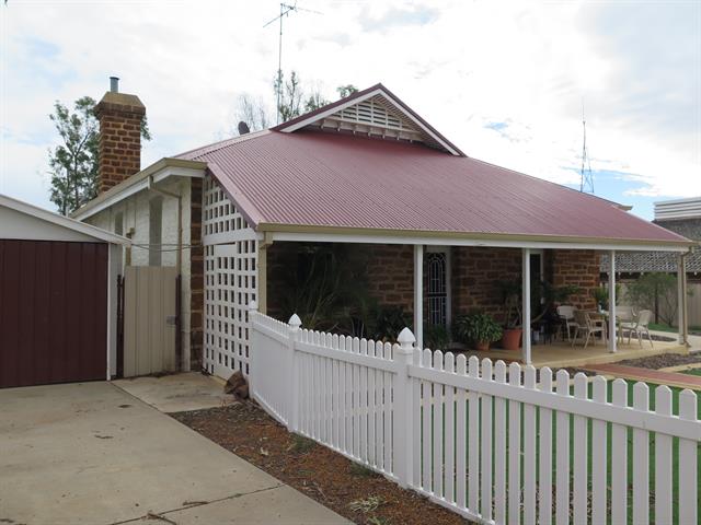 View of Front from South East