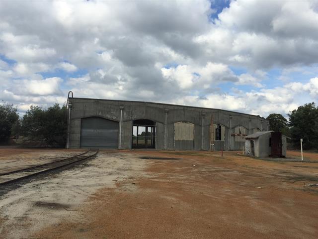 Roundhouse Entry