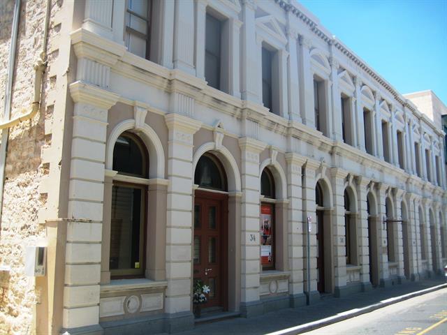 Lilly's Buildings - front