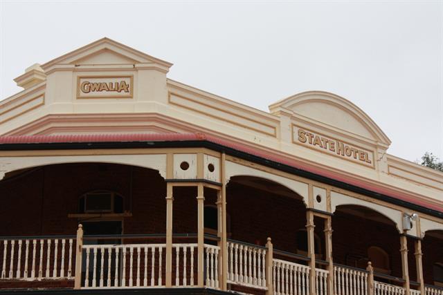 detail of first floor verandah and parapet