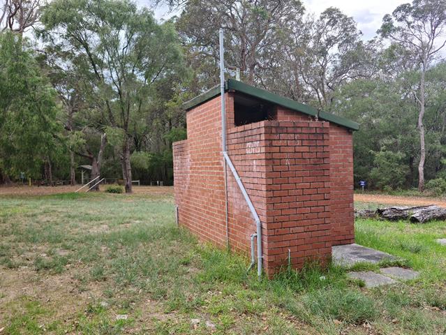 Toilet Block