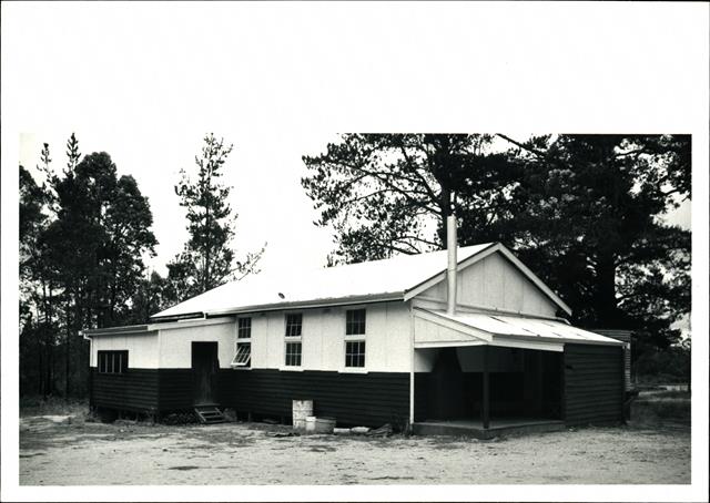 Front corner elevation of Mowen Hall