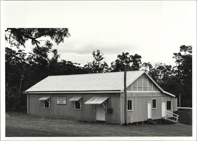 Right corner elevation of building