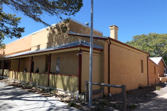 Former Military Barracks (1844), Vincent Way