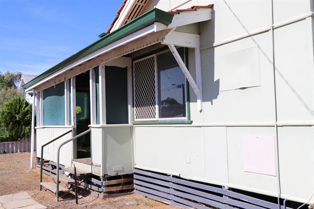 External front from right