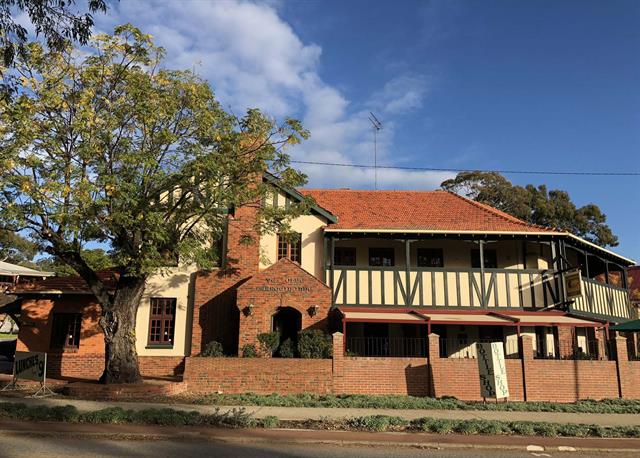 Ye Old Narrogin Inn