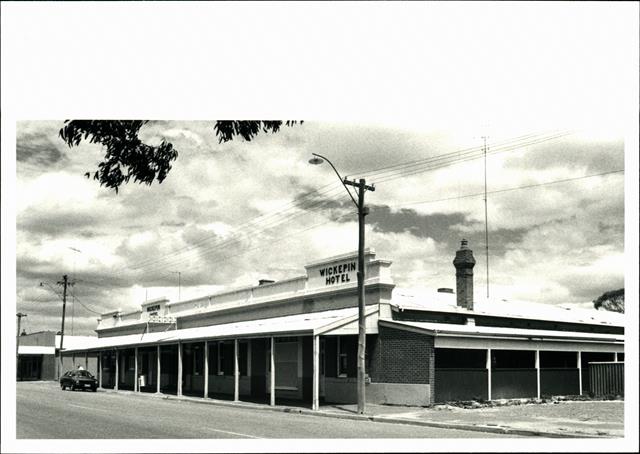 Right corner elevation of building from Wogolin Road