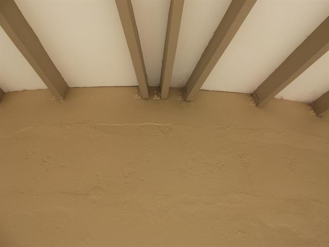 Detail - verandah roof wood structure.JPG