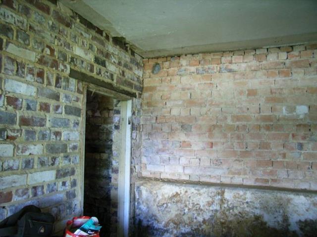 Interior middle room