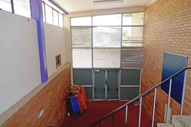 c.1962 grandstand - function room - detail NW end - foyer & stair