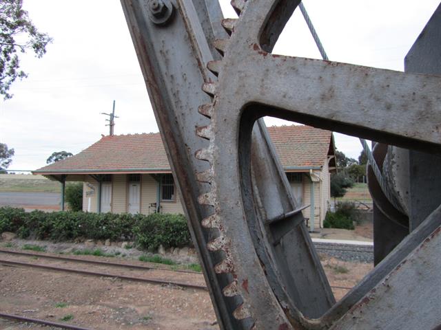 crane detail