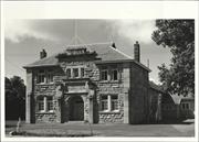 Front right corner elevation