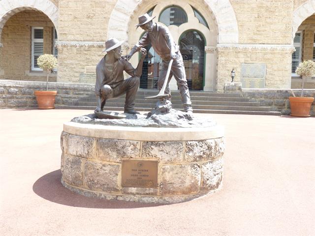 Statue Detail