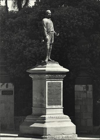 Corner view of memorial from St Georges Terrace